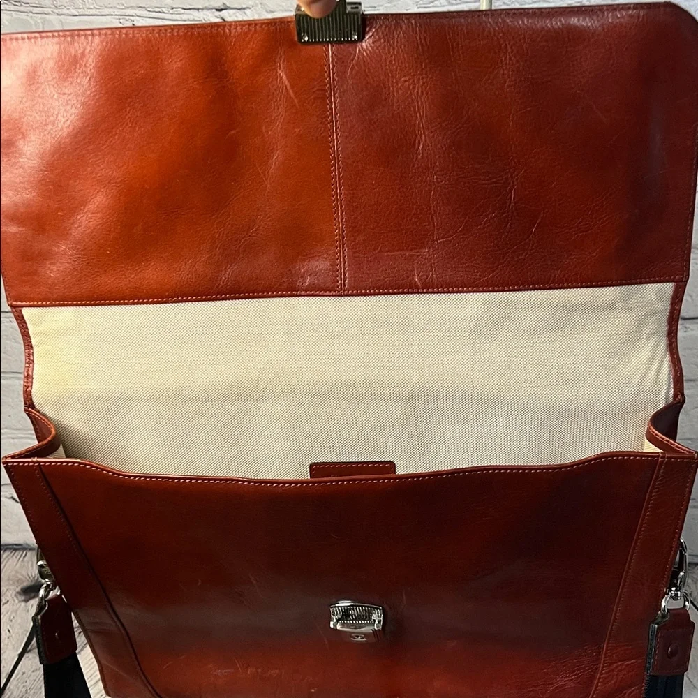 * Bosca Old Leather Flap Envelope shoulder Brief Cognac Leather